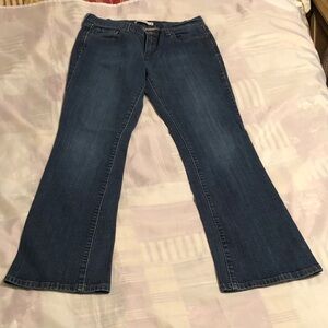 Levi's Women's Blue Bootcut Jeans 32”around waist, 31” inseam